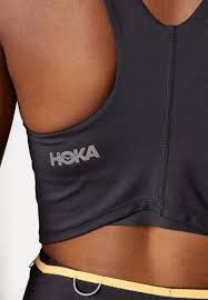 HOKA SUJETADOR ELARO CROP BRA BLACK MUJER