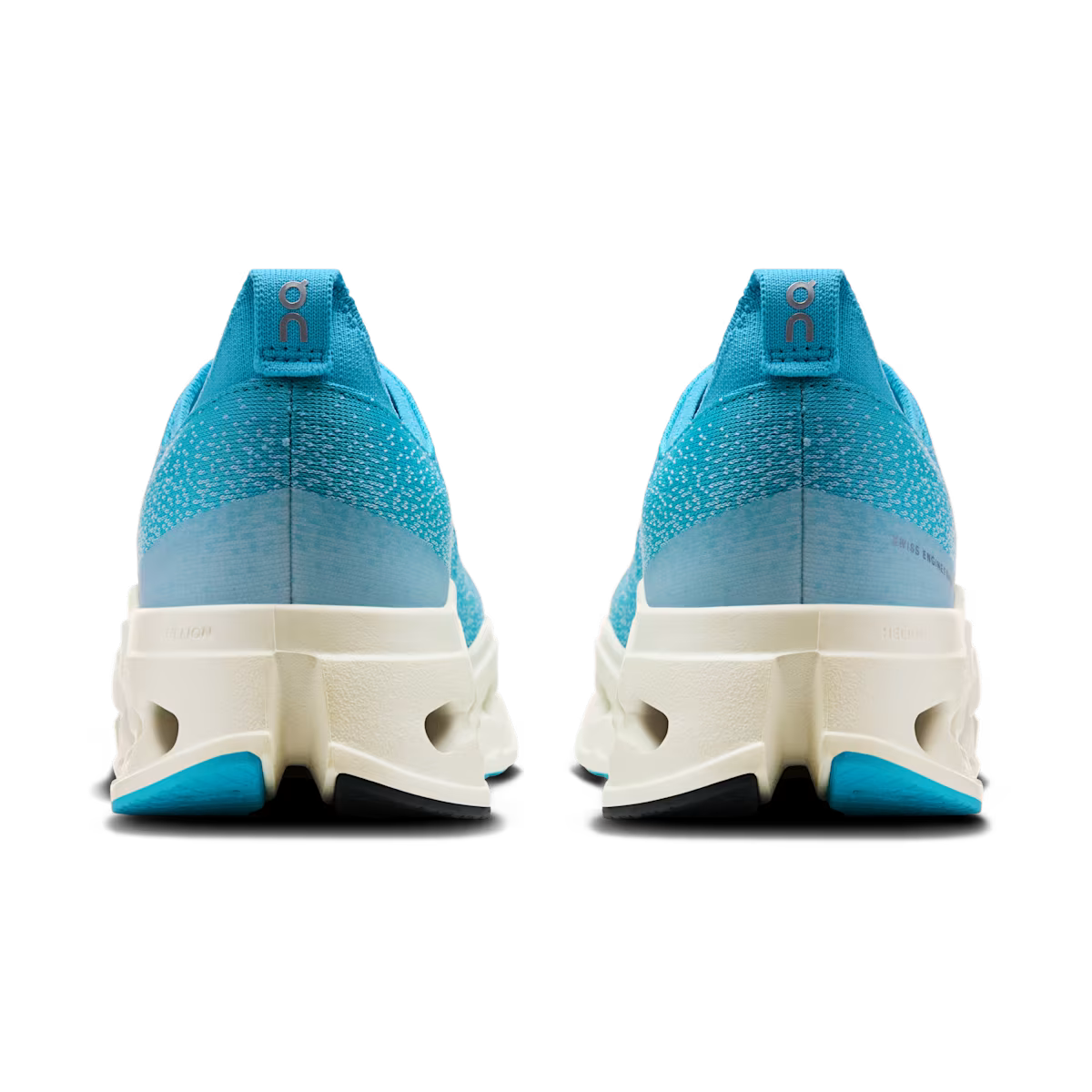 ON RUNNING CLOUDSURFER MAX IVORY MUJER