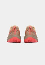 NEW BALANCE FRESH FOAM HIERRO V9 DESERT CLAY MUJER
