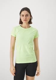 HOKA CAMISETA AIROLITE RUN SHORT SLEEVE LETTUCE MUJER