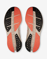 ON RUNNING CLOUDSURFER MAX IVORY MUJER